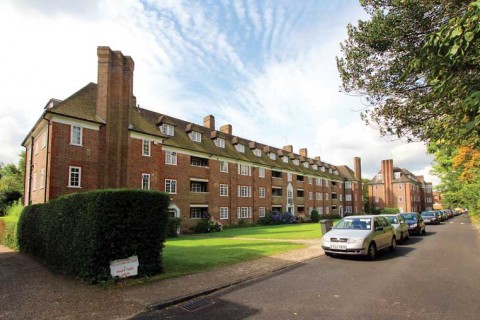 Lyttelton Court, Hampstead Garden Suburb