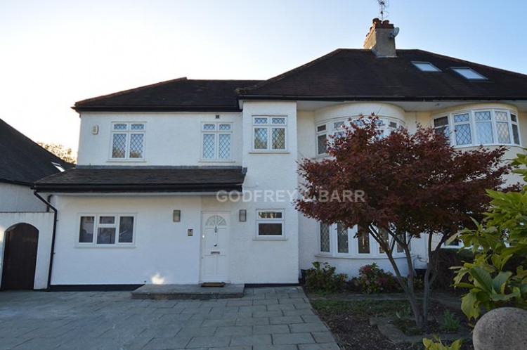 View Full Details for Copthall Gardens, Mill Hill