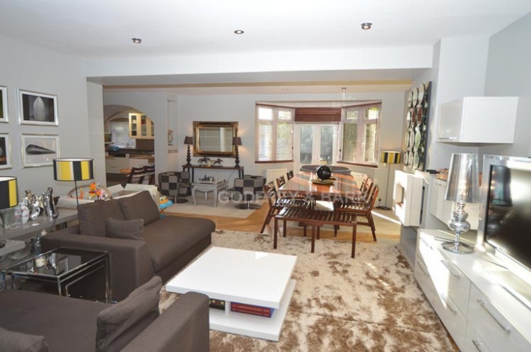 View Full Details for Copthall Gardens, Mill Hill