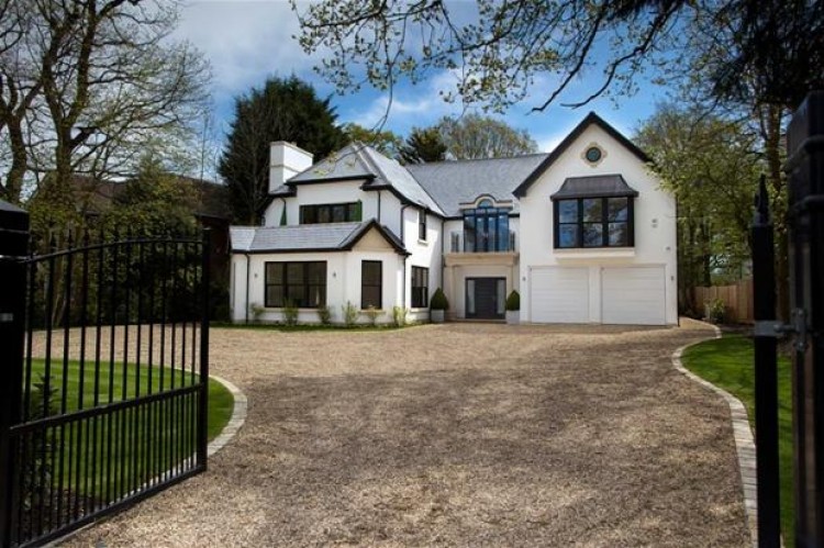 View Full Details for The Ridgeway, Radlett