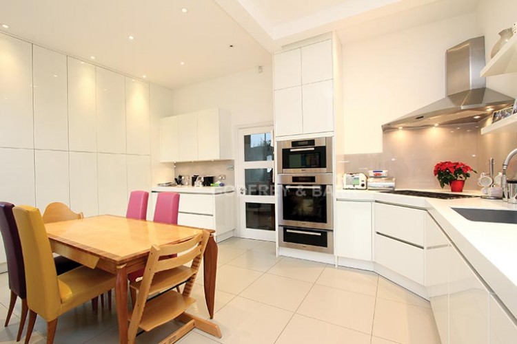 View Full Details for Arden Road, Finchley