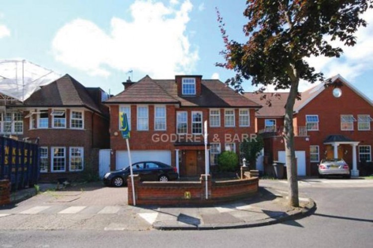 View Full Details for Fairholme Gardens, Finchley