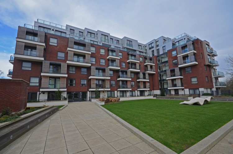 View Full Details for Green Lane, Edgware