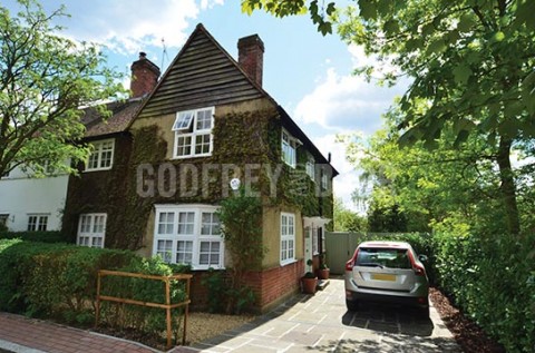 Brookland Garth, Hampstead Garden Suburb