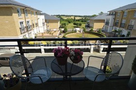 Click the photo for more details of Littleberry Court