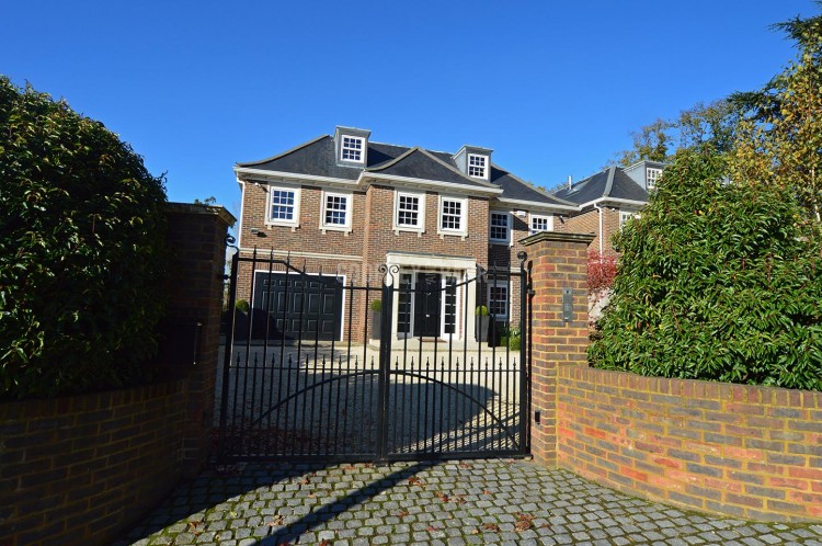 View Full Details for Uphill Road, Mill Hill