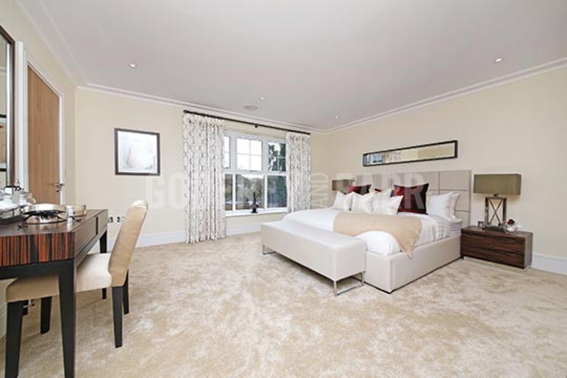 Images for Charrington Close, London Road, Shenley / Radlett