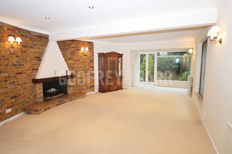 View Full Details for Fallowfield, Stanmore
