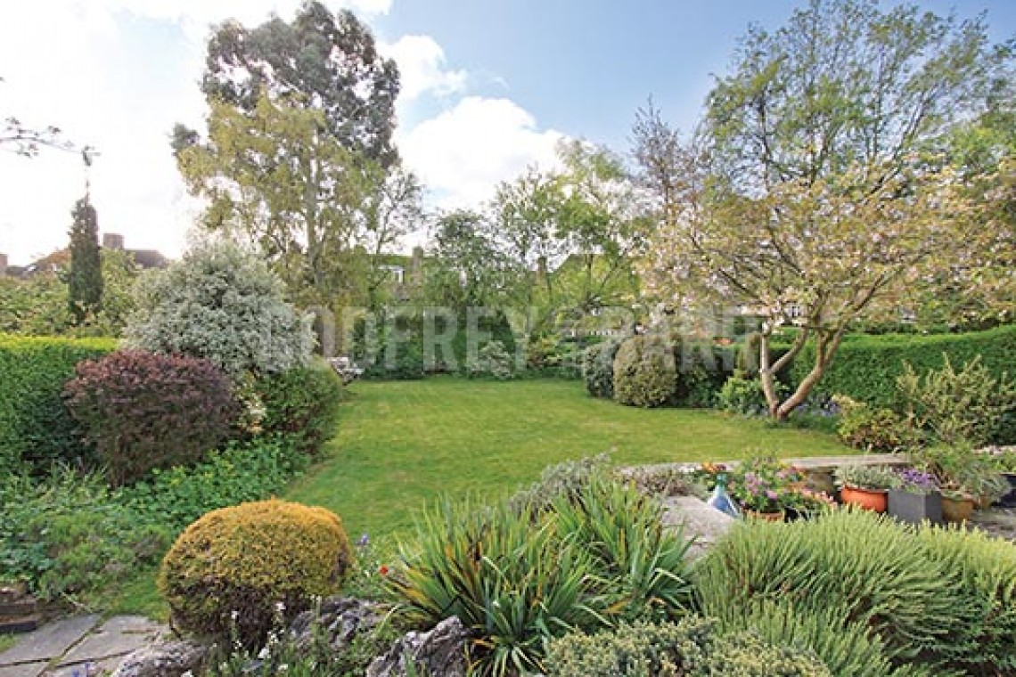 Images for Brunner Close, Hampstead Garden Suburb