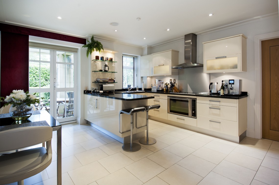 Images for Mountview Close, Golders Hill