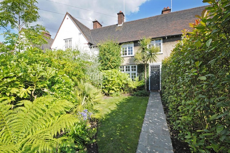 View Full Details for Midholm, Hampstead Garden Suburb