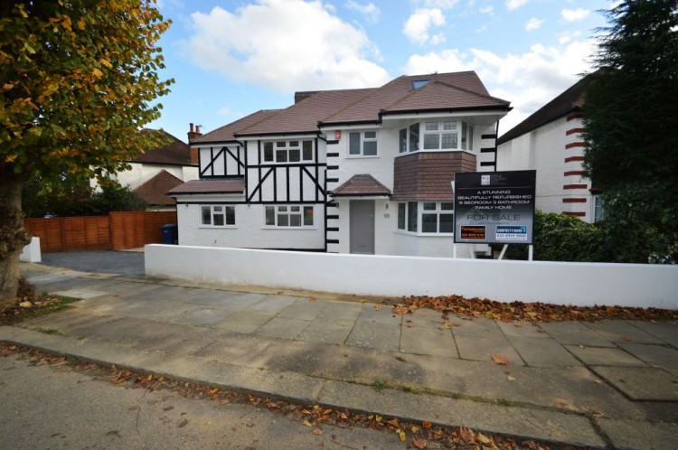 View Full Details for Sunbury Gardens, Mill Hill