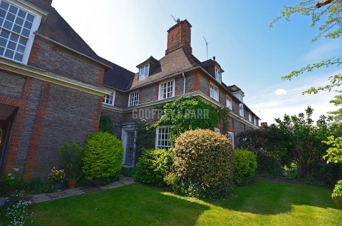 Erskine Hill, Hampstead Garden Suburb