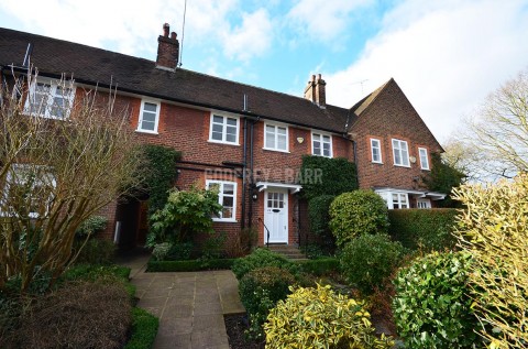 Addison Way, Hampstead Garden Suburb