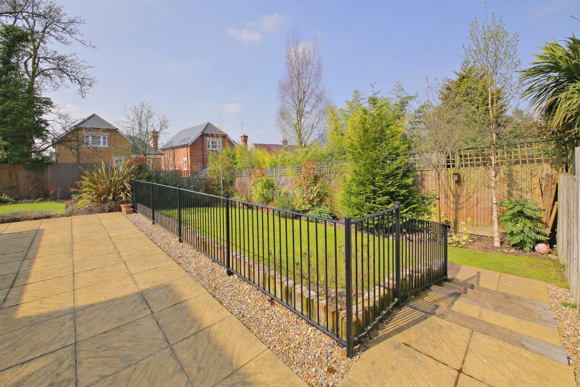 Images for Bramley Close, Mill Hill