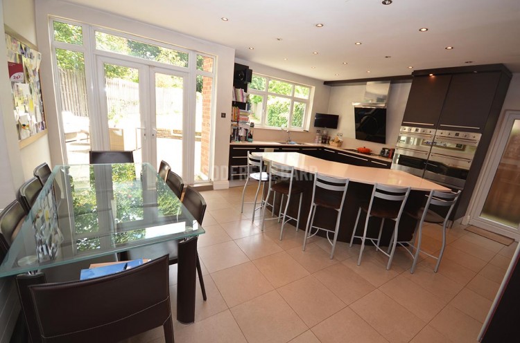 View Full Details for Parklands Drive, Finchley