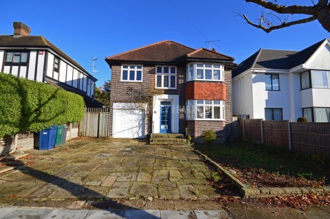 Holmdene Avenue, Mill Hill