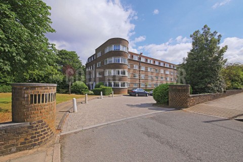 Lyttelton Road, Hampstead Garden Suburb