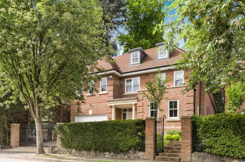 Cedars Close, Hendon