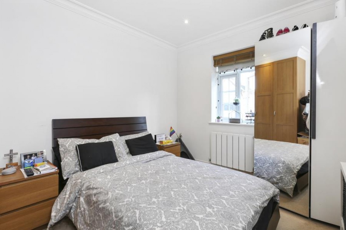 Images for Beechcroft Avenue, Golders Green