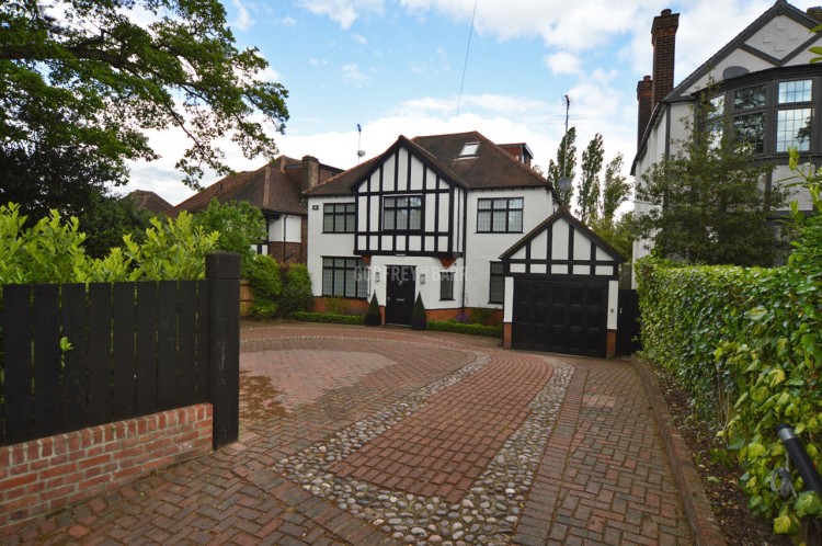 View Full Details for Marsh Lane, Mill Hill