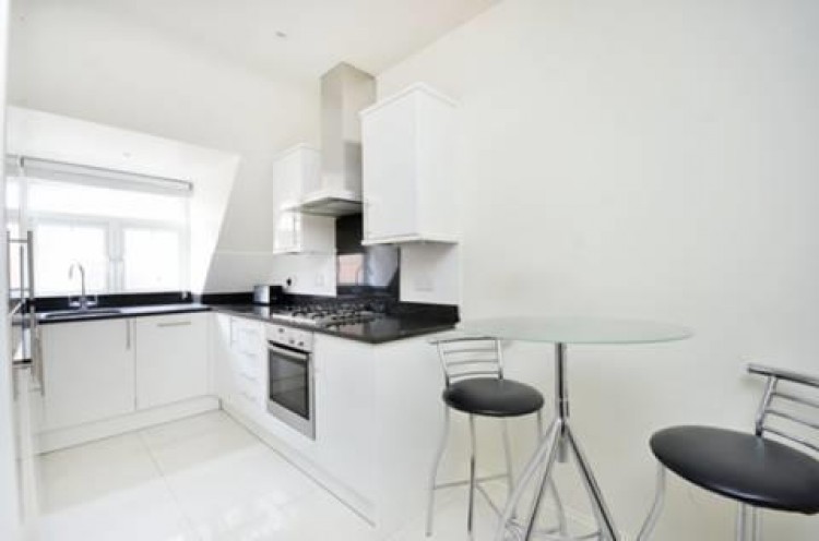 View Full Details for Beechcroft Avenue, Golders Green