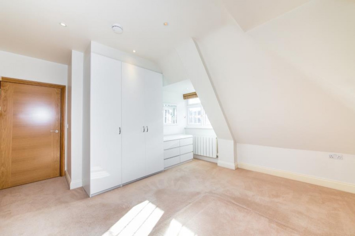 Images for Beechcroft Avenue, Golders Green