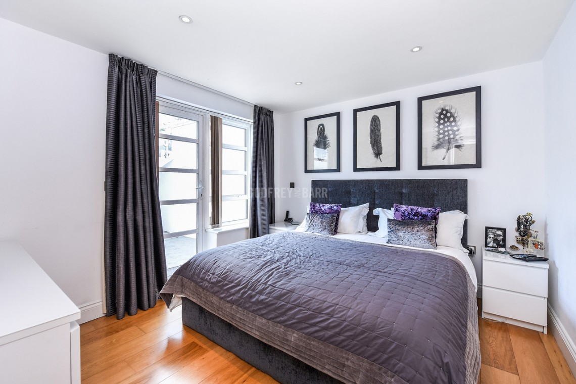Images for Ashley Lane, Hendon