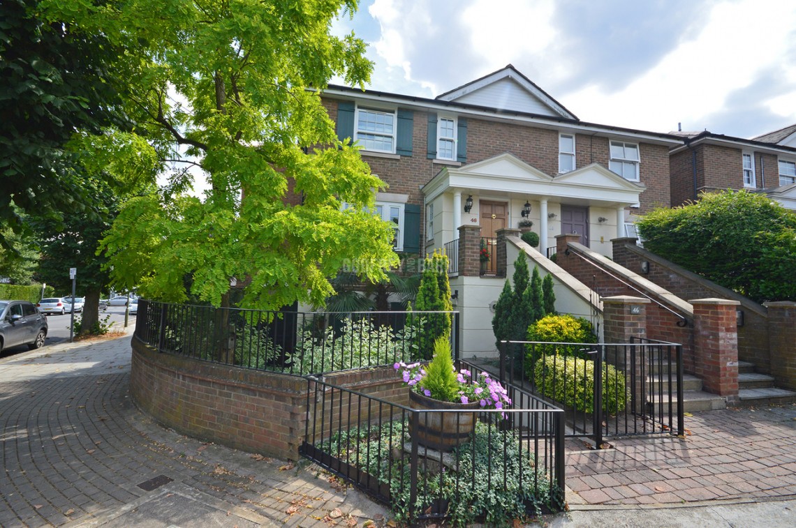 Images for Newcombe Park, Mill Hill