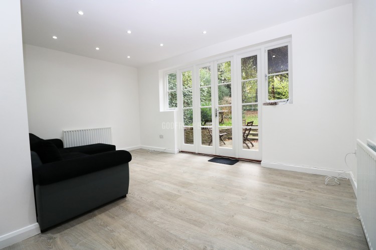 View Full Details for Creswick Walk, Hampstead Garden Suburb