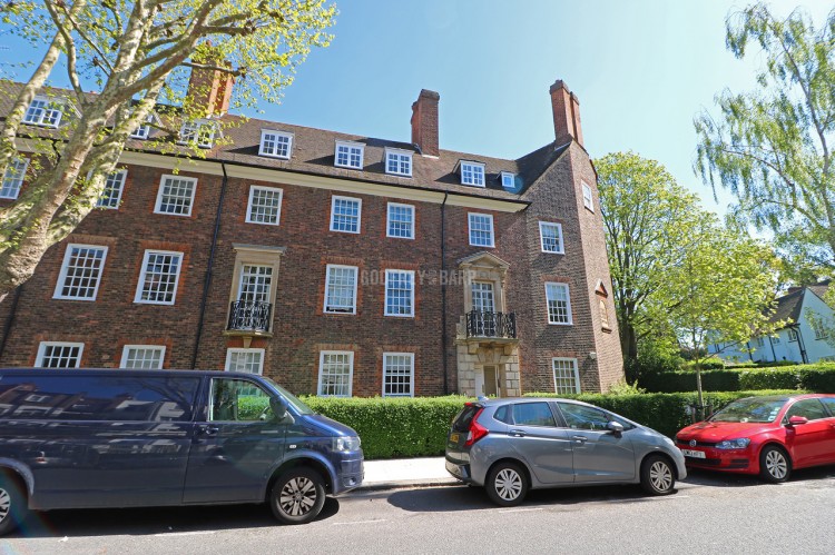 View Full Details for Temple Fortune Lane, Hampstead Garden Suburb