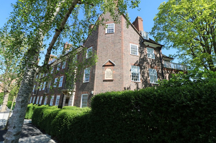 View Full Details for Temple Fortune Lane, Hampstead Garden Suburb