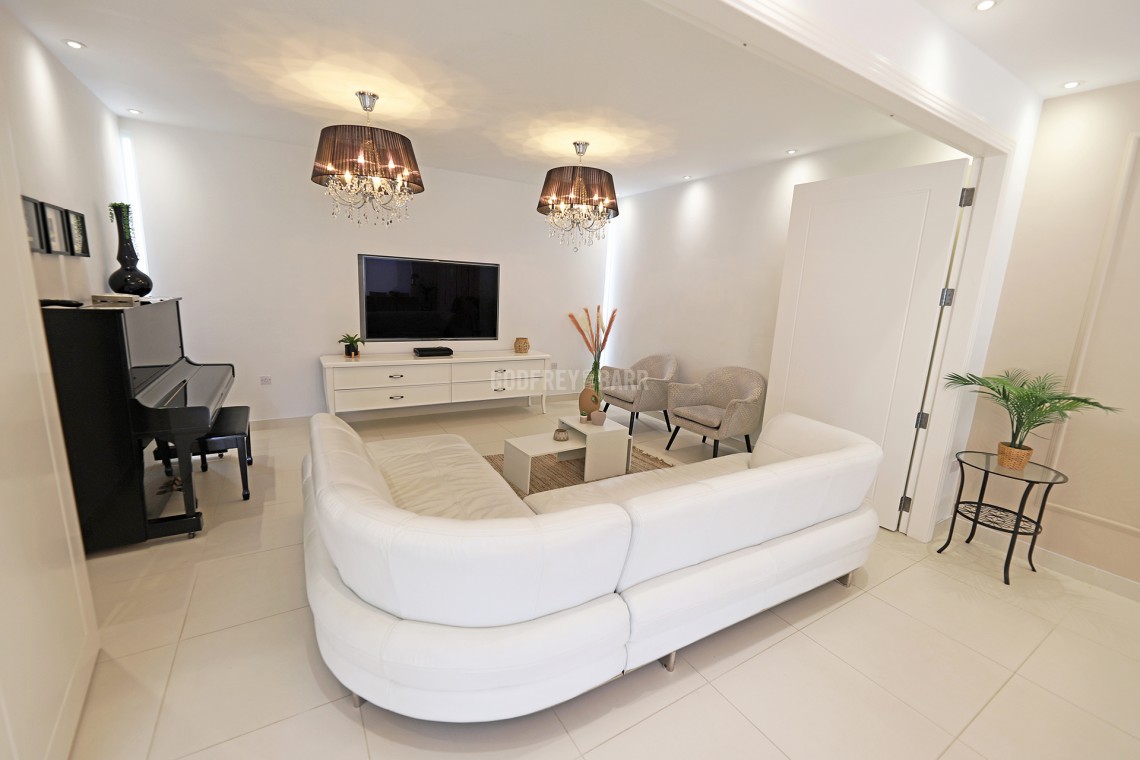 Images for Tenterden Gardens, Hendon