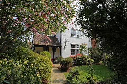 Bigwood Road, Hampstead Garden Suburb