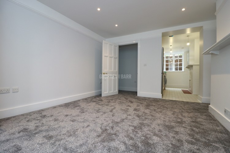 View Full Details for Meadway Court C, Hampstead Garden Suburb