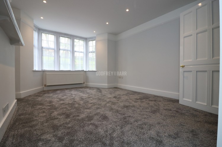 View Full Details for Meadway Court C, Hampstead Garden Suburb