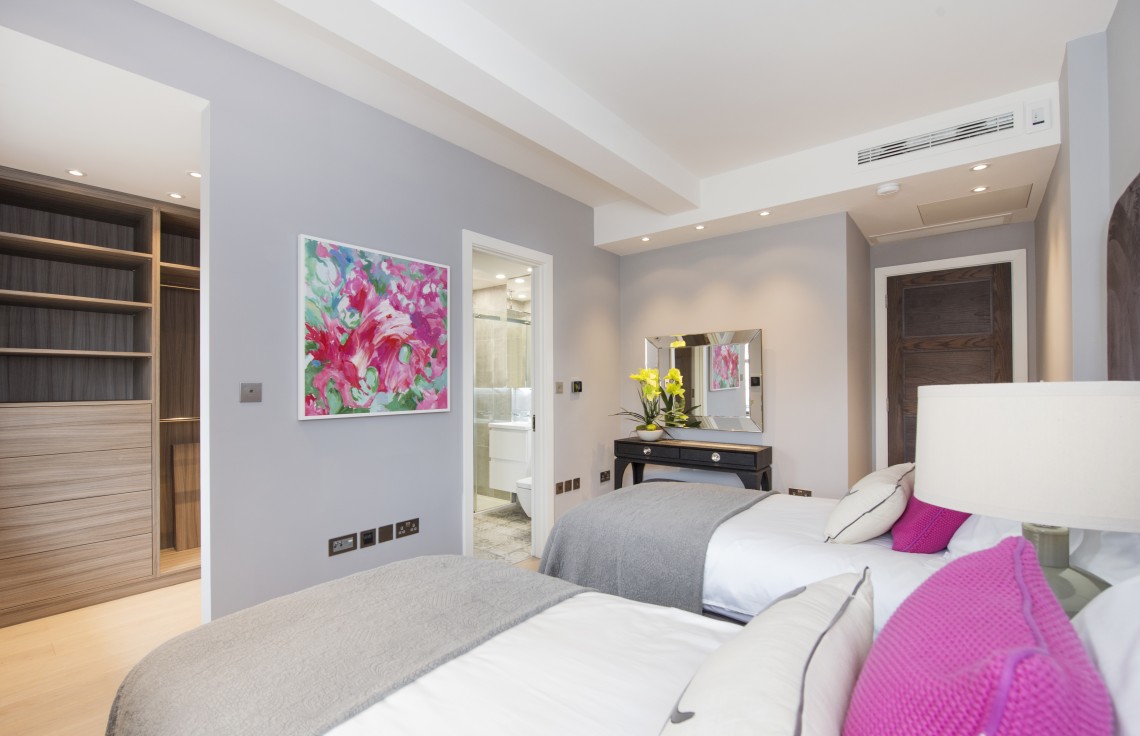 Images for Lyndhurst Road, Hampstead