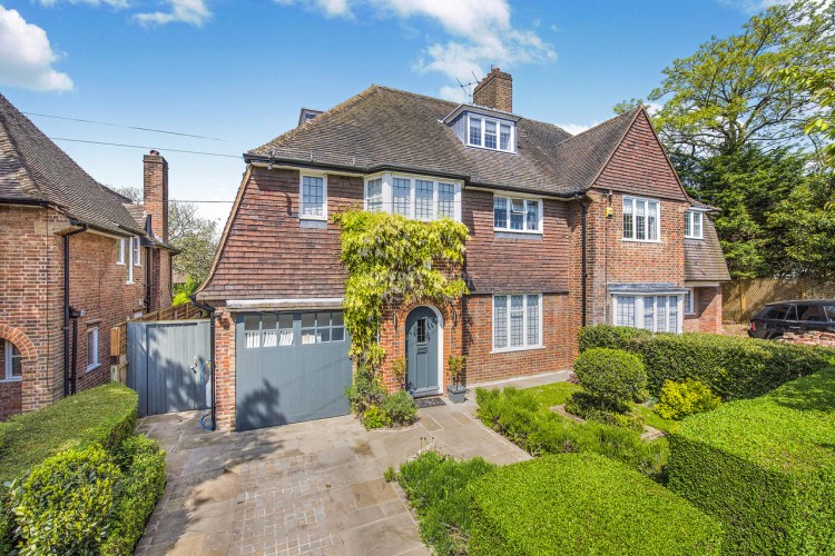 View Full Details for Gurney Drive, Hampstead Garden Suburb