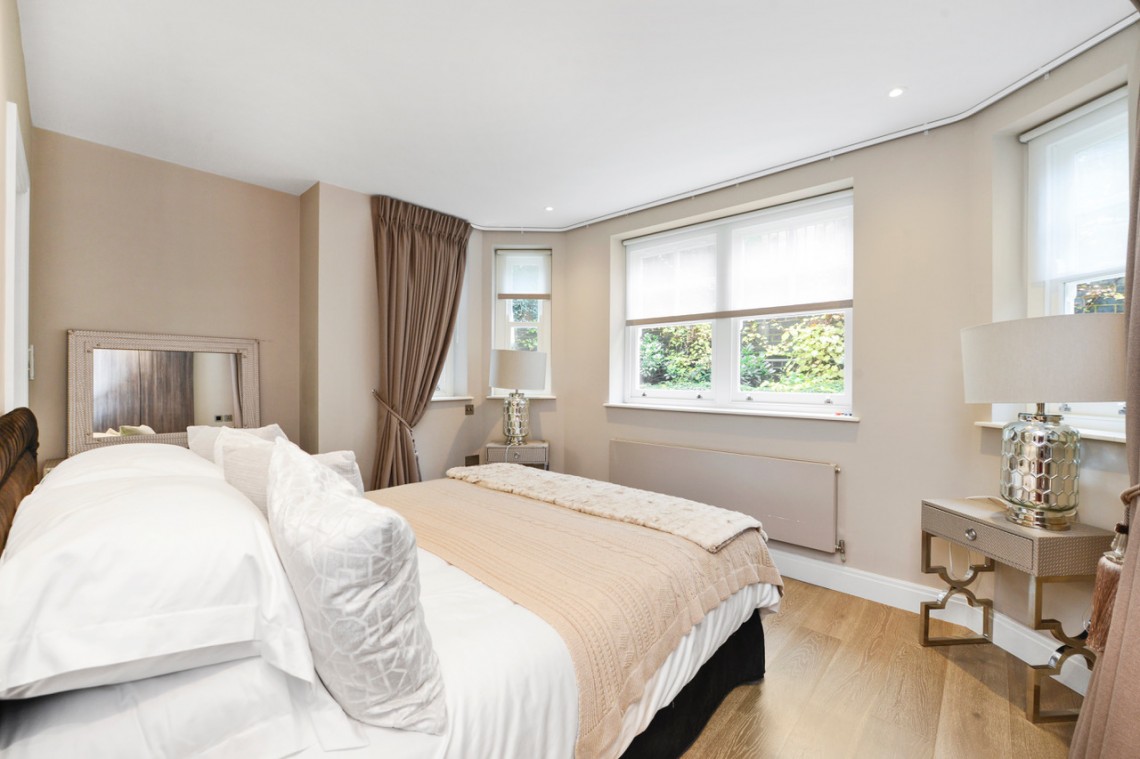 Images for Lyndhurst Road, Hampstead