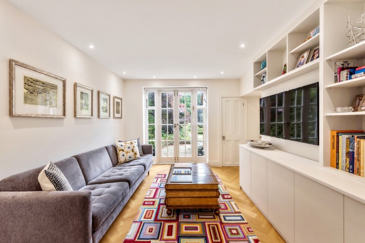 View Full Details for Westholm, Hampstead Garden Suburb