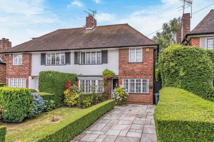 View Full Details for Greenhalgh Walk, Hampstead Garden Suburb