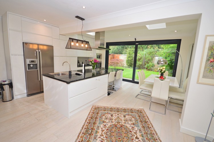 View Full Details for Devonshire Crescent, Mill Hill