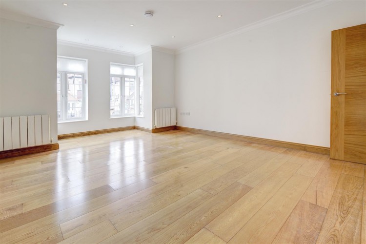View Full Details for Beechcroft Avenue, Golders Green