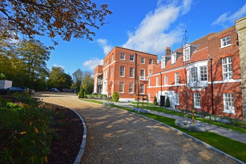 Rosary Manor, The Ridgeway, Mill Hill Village