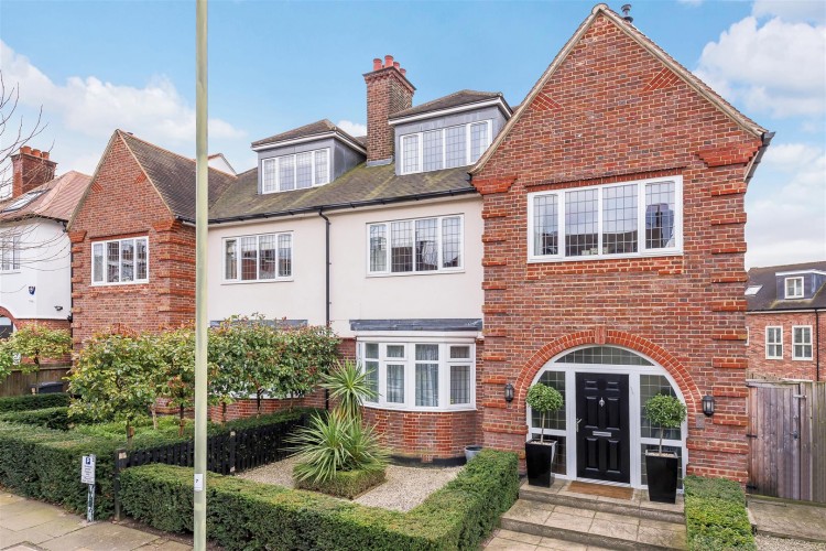 View Full Details for Ravenscroft Avenue, Golders Green