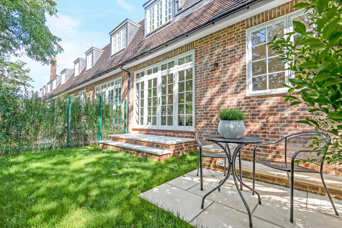 Images for Bute Mews, Hampstead Garden Suburb