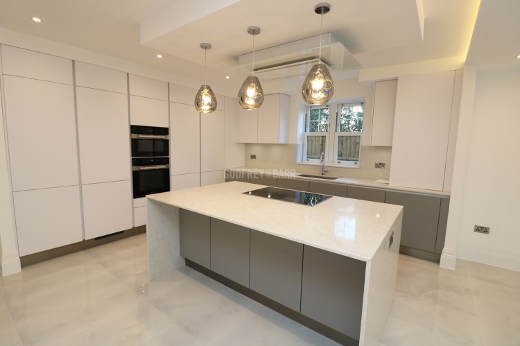 View Full Details for Beechwood Avenue, Finchley