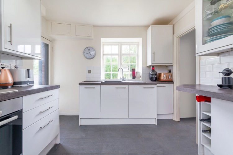View Full Details for Lyttelton Road, Hampstead Garden Subrub