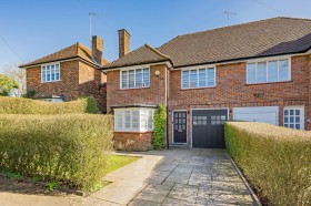 Click the photo for more details of  Ossulton Way