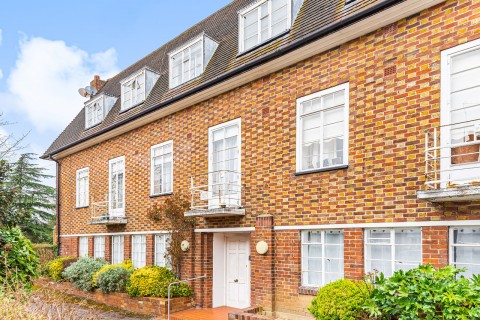 Litchfield Court, Hampstead Garden Suburb